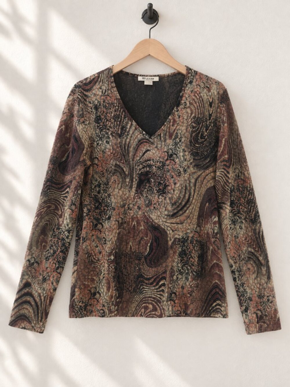 Nygård Collection, V-Neck Top, Paisley Print, Rose/Gold/Taupe Size M